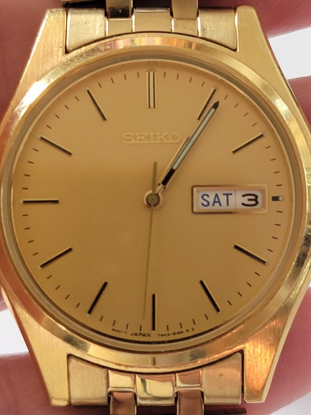 Seiko Mens Watch Champagne Dial Gold Tone Bracelet Day Date Quartz 7N43-9048